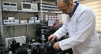 ASÜ'de iğnesiz şeker ölçümü için lazer tabanlı cihaz geliştirildi