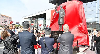 Atatürk Heykelinin açılışı gerçekleşti
