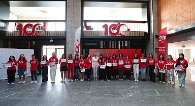 Atatürk'ü ve Cumhuriyeti resmettiler