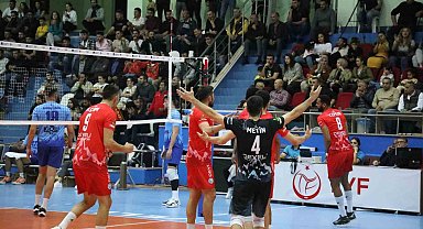 AXA Sigorta Efeler Ligi: Develi Belediyespor 3 - Hatay Büyükşehir Belediyespor: 2