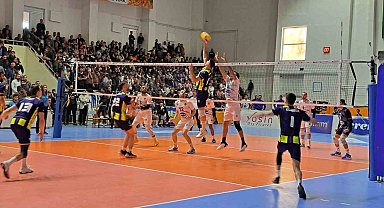 AXA Sigorta Efeler Ligi: TÜRŞAD: 0 - Fenerbahçe HDI Sigorta: 3