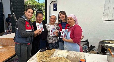 Aydın'da jandarma ekipleri semt pazarında KADES'i anlattı