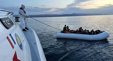 Ayvacık açıklarında 136 kaçak göçmen kurtarıldı, 29 kaçak göçmen yakalandı