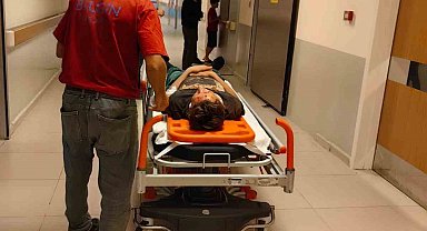 Babasına su götürürken inşattan düştü