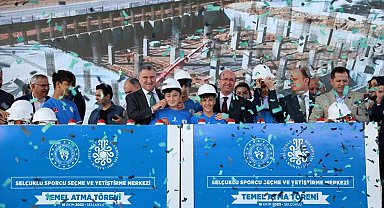 Bakan Bak, Sporcu Seçme ve Yetiştirme Merkezi'nin temel atma törenine katıldı