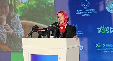 Bakan Göktaş: "Aile odaklı ve bütüncül yaklaşımla sosyal hizmet modelleri geliştiriyoruz"
