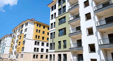 Bakan Özhaseki: "Gaziantep'te 59 bin 522 bağımsız bölüm yapıyoruz"