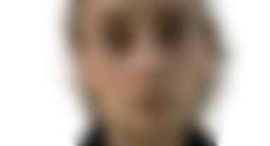 Bakırköy'de yardım etme bahanesiyle kredi kartı çalan kadın, alışveriş yapınca yakalandı