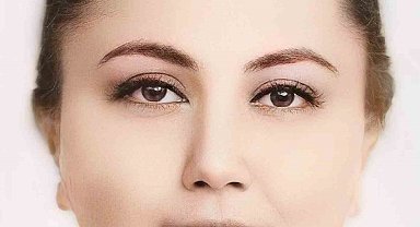 Balkondan düşen 2 çocuk annesi kadın hayatını kaybetti