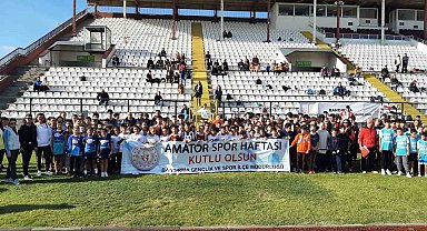 Bandırma'da, 29 Ekim Cumhuriyet Bayramı 100. Yıl Atletizm Yarışmaları düzenlendi