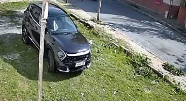 Başakşehir'de dikkatsizlik sonucu yaşanan kazalar kamerada