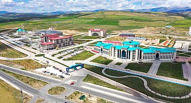 Başarılı 45 öğrenci, 4 Avrupa ülkesinin 16 şehrinde 8 günlük tura çıkacak