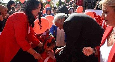Başkan Bakkalcıoğlu 100. yıl coşkusunu minik öğrencilerle birlikte yaşadı