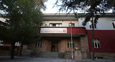 Başkan Büyükkılıç'tan Kayseri Devlet Tiyatrosu duyarlılığı