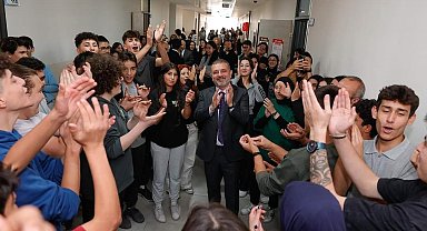 Başkan Ercan öğrencilerle fidan dikti