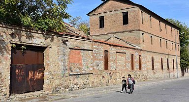 Başkan Öndeş'ten tarihi fabrikaya akademik dokunuş