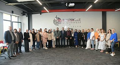 Başkan Özlü, kadın kuaförler ile buluştu