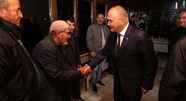 Başkan Özlü sıkılmadık el bırakmadı