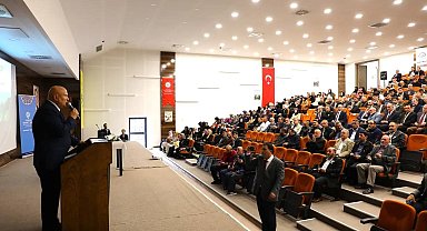 Başkan Pekmezci Mevlid-i Nebi Haftası programına katıldı