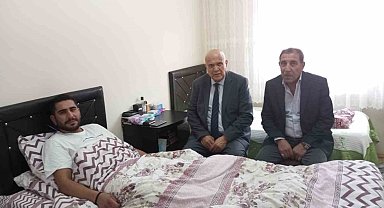 Başkan Pekmezci'den gaziye geçmiş olsun ziyareti