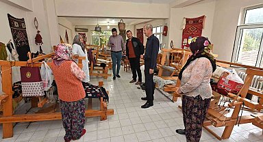 Başkan Uzunlar'dan kırsal mahallelere çıkarma