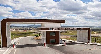 Batman Üniversitesi'ne öğrencilerden yoğun ilgi