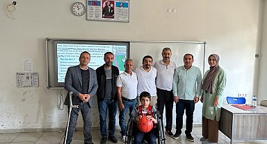 Batman'da basket atmaya çalışan engelli Ömer'e anlamlı ziyaret