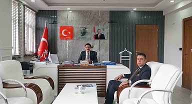 Batman'lı iş adamı Ekremoğlu, Beşiri kaymakamıyla bir araya geldi