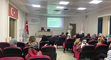 Bayburt'ta kadınlara 'Meme Kanseri Farkındalık Eğitimi' verildi