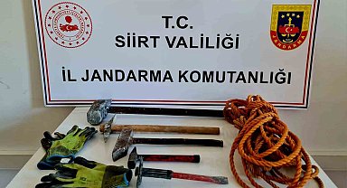 Baykan'da define arayan 6 şüpheli suçüstü yakalandı