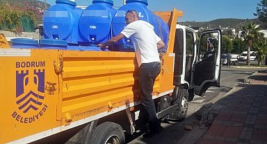 Belediyeden vatandaşlara su deposu desteği