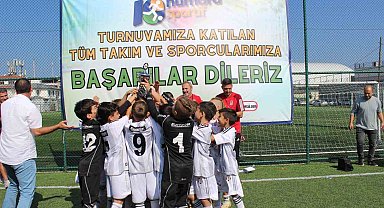 Beşiktaş alt yapısında oynayan Bilecikli kaleci turnuvaya damga vurdu