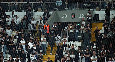 Beşiktaş tribünlerinde 'yönetim istifa' sesleri