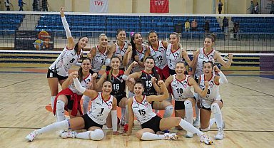 Bilecik Belediye Spor Voleybol Takımı TVF Kadınlar 2. Lige galibiyet ile başladı