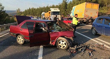 Bilecik'te kamyon ile otomobil çarpıştı: 1 ölü, 2 yaralı