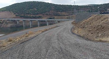 Bingöl'de yol yapım çalışmaları sürüyor