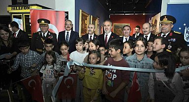 Bir Cumhuriyet Ressamı Şefik Bursalı