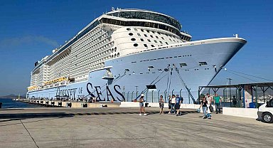 Bodrum'a 4 bin 207 yolcuyla geldi