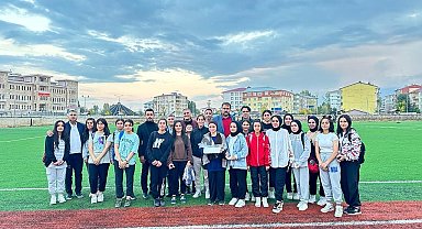 Bulanık'ta kadın futbol takımı kuruldu