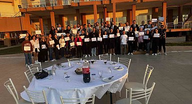 Burhaniye Uygulamalı Bilimler Fakültesinde motivasyon yemeği