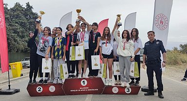 Burhaniye'de Cumhuriyetin 100. Yılında 100 genç koştu