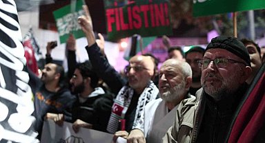 Bursa'da İsrail'in Gazze'deki hastaneye saldırısı protesto edildi