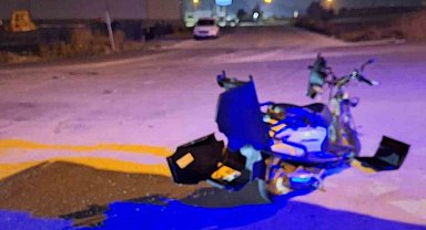 Bursa'da otomobil motosiklete çarptı: 2 ağır yaralı