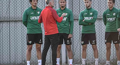 Bursaspor, Murat Sözkesen yönetiminde çalıştı