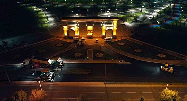 Büyükşehir Belediyesi'nden gece mesaisi