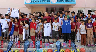 Büyükşehirden Serik Dikmen İlkokulu'na spor malzemesi desteği