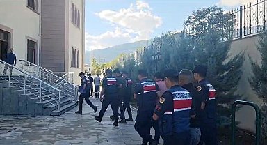 Çalıştıkları iş yerini soyan 5 kişi tutuklandı