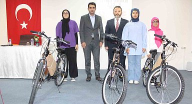 Camiler ve Din Görevlileri haftasında konferans