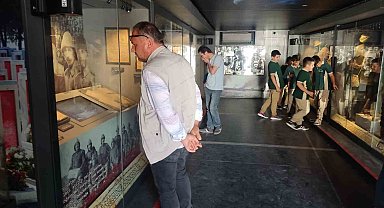 Çanakkale'deki kahramanlıklar bu tırda anlatılıyor