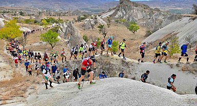 Cappadocia Ultra Trail dünyasının en iddialı isimleri Kapadokya'da koşacak